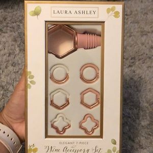 ✨FINAL PRICE✨ NEW Wine Accessory Set - 7 pieces